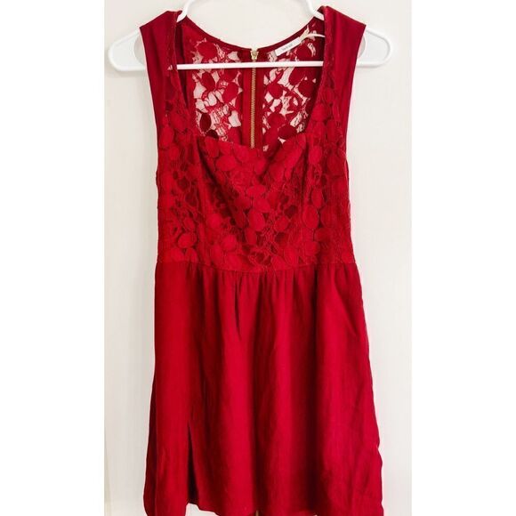 Anthropologie Kimchi Blue Gorgeous Red Dress W/ Lace Back EUC Sz 0 - Picture 1 of 5